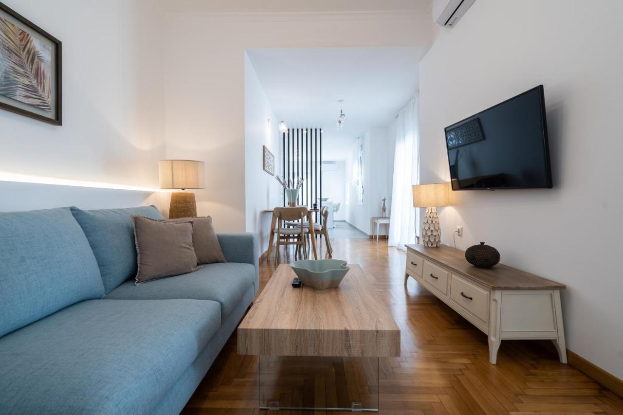 Апартаменты Athens Experience In Exarchia, Big Terrace Экстерьер фото